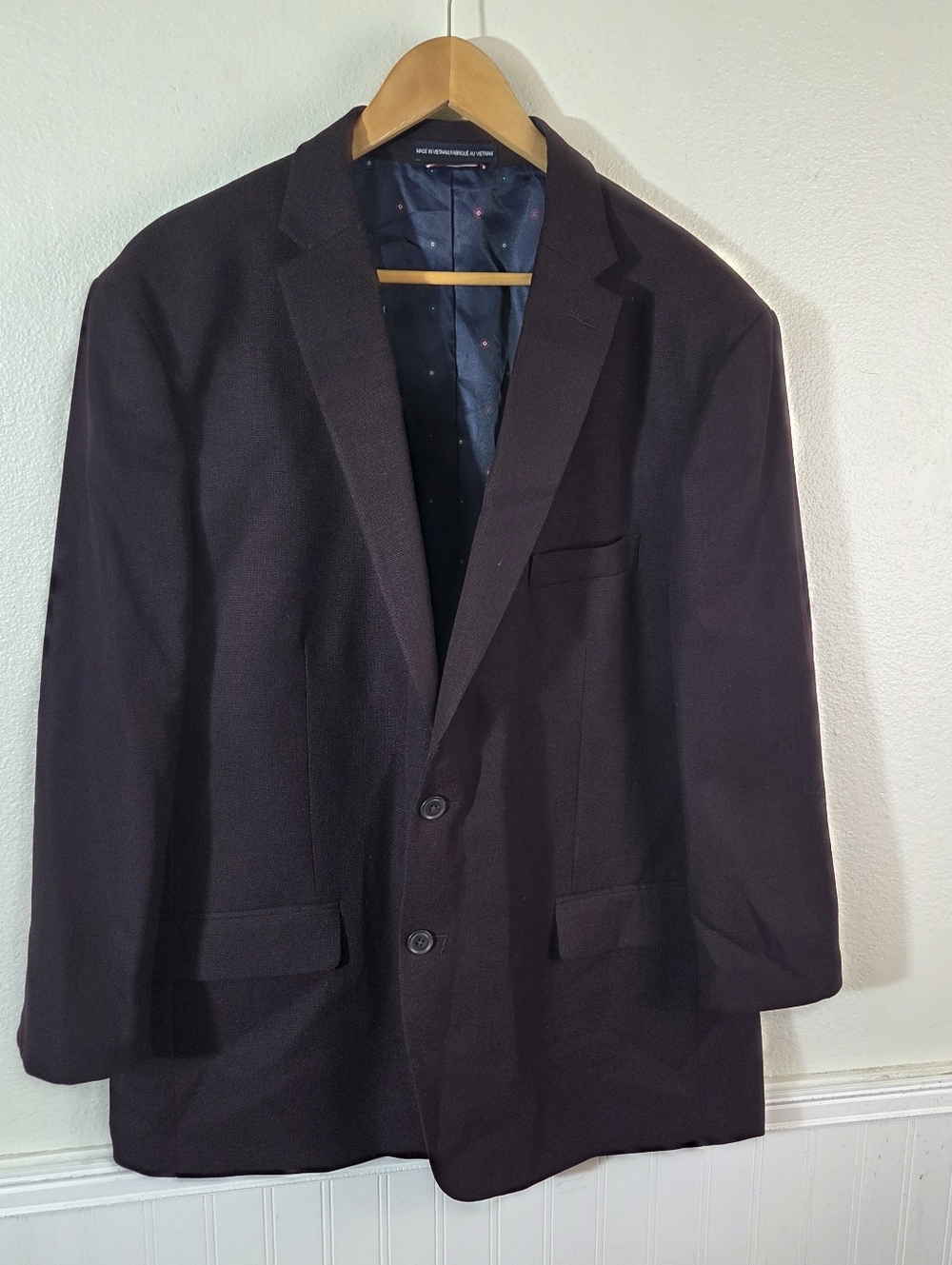 Tommy Hilfiger Men’s 50R Maroon Wool Blend Blazer Sport Coat 2 Button Stretch
